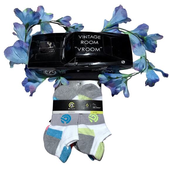 C9 by Champion Other - Champion C9 NWT 6 Pairs Heel Shield Socks Kids M (10.5-4)